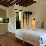 Conde Chic Studio
